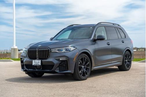 2021 BMW X7 M50i