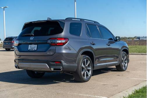 2024 Honda Pilot Elite