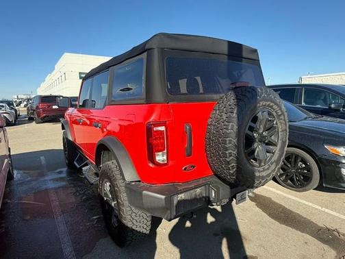 2023 Ford Bronco Base