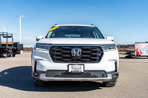 2025 Honda Pilot Touring