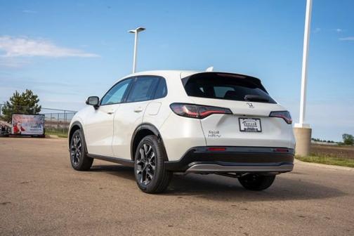 Platinum White Pearl 2027 Honda HR-V EX-L