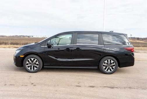 CRYSTAL BLACK 2026 Honda Odyssey EX-L
