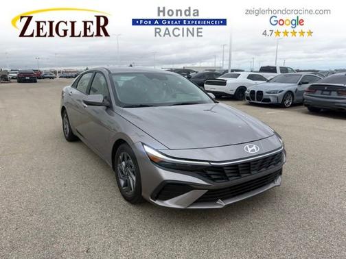 Fluid Metal 2024 Hyundai ELANTRA SEL