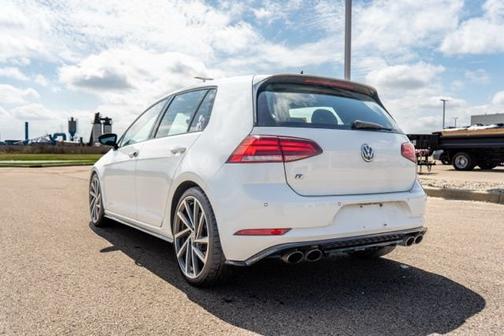 2019 Volkswagen Golf R DCC & Navigation 4Motion