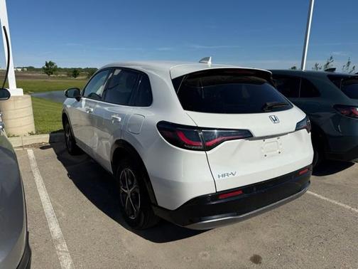 Platinum White Pearl 2024 Honda HR-V EX-L