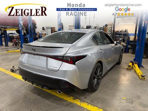 Iridium 2024 Lexus IS 350 350 F SPORT Design