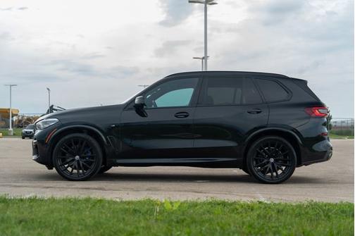 2023 BMW X5 M50i