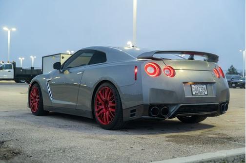 2016 Nissan GT-R Premium