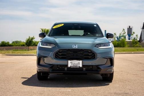 Nordic Forest Pearl 2025 Honda HR-V Sport