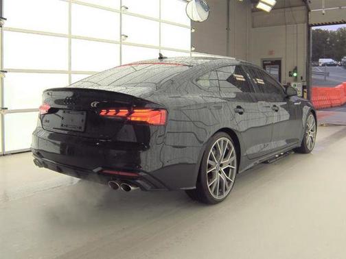 2022 Audi S5 Prestige