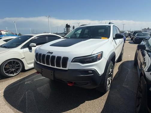 Bright White Clearcoat 2022 Jeep Cherokee Trailhawk