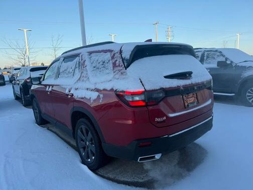 2025 Honda Pilot Sport