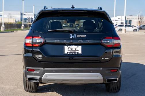 2025 Honda Pilot Elite