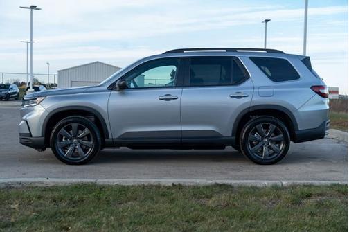 2025 Honda Pilot Sport