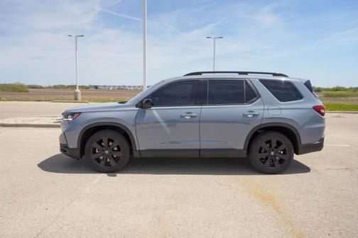 Sonic Gray Pearl 2025 Honda Pilot Black Edition