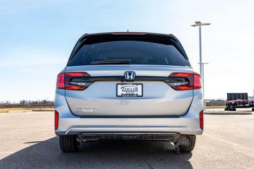 Solar Silver Metallic 2026 Honda Odyssey EX-L