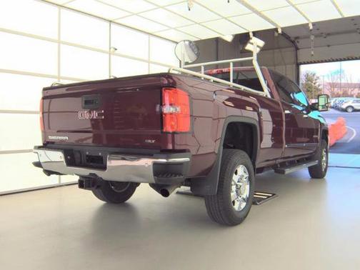 2017 GMC Sierra 2500 SLT