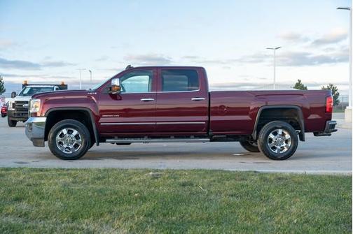 2017 GMC Sierra 2500 SLT