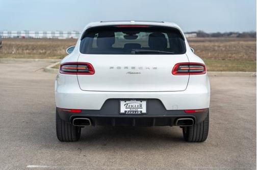2017 Porsche Macan Base