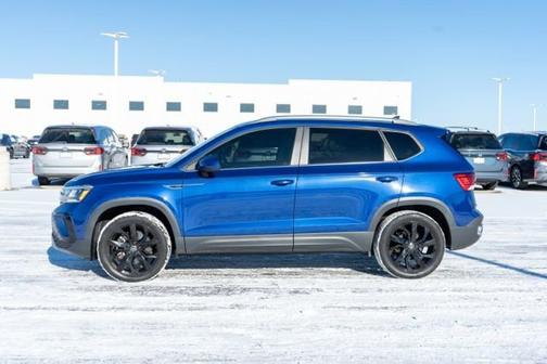 2022 Volkswagen Taos SE