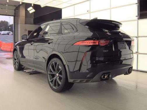 2020 Jaguar F-PACE SVR