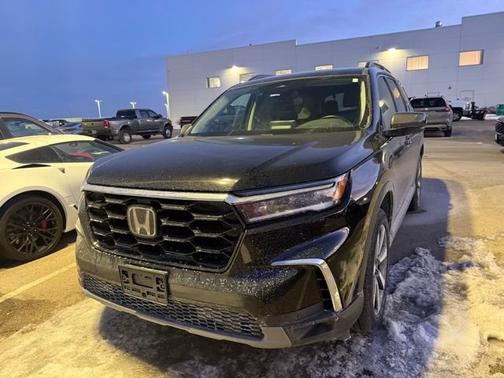 2023 Honda Pilot Touring