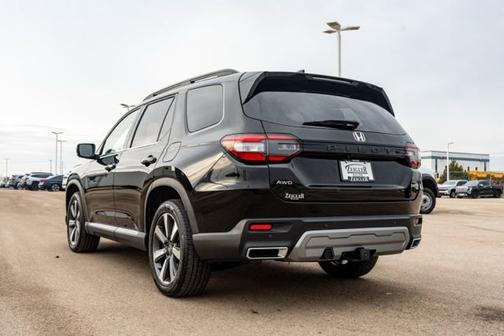 2023 Honda Pilot Touring