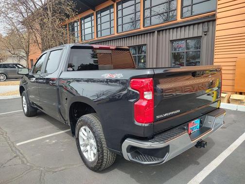 Dark Ash Metallic 2023 Chevrolet Silverado 1500 LT