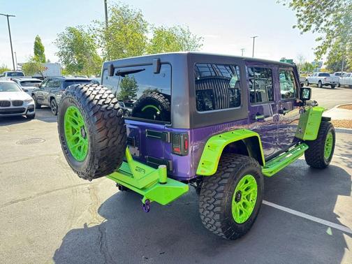Xtreme Purple Pearlcoat 2018 Jeep Wrangler JK Unlimited Sahara