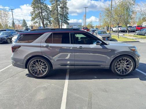 MAGNETIC METALLIC 2020 Ford Explorer ST