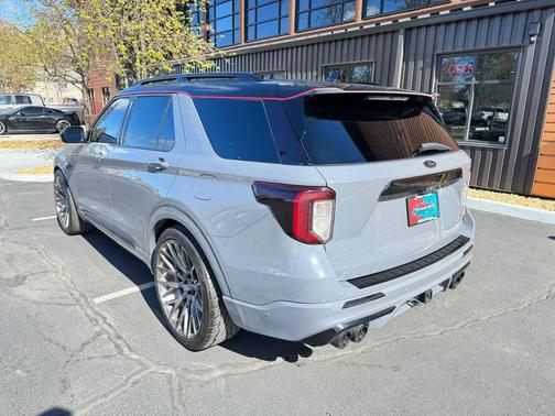 MAGNETIC METALLIC 2020 Ford Explorer ST