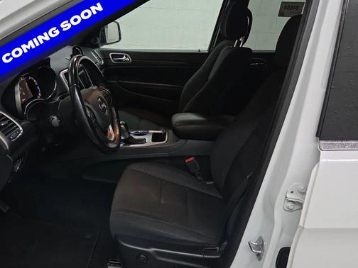 2020 Jeep Grand Cherokee Laredo