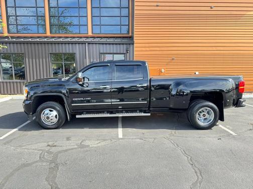 Black 2019 GMC Sierra 3500 Denali