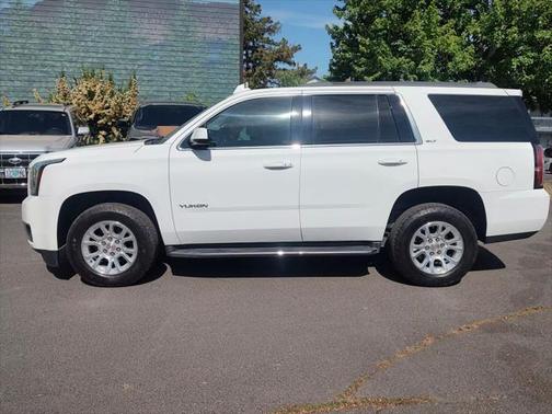 2020 GMC Yukon SLT
