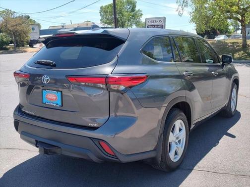 2021 Toyota Highlander L