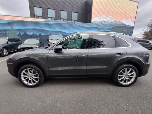 2019 Porsche Cayenne Base