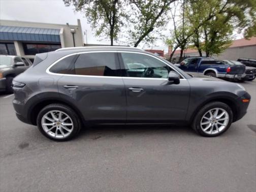 2019 Porsche Cayenne Base