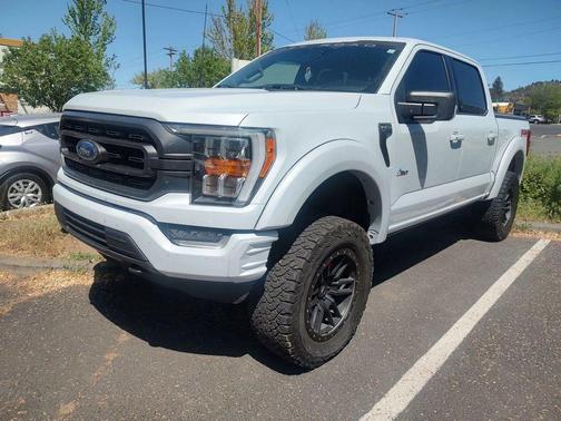 SPACE WHITE METALLIC 2022 Ford F-150 XLT