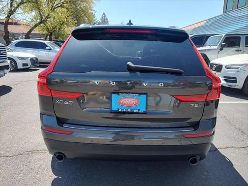 2018 Volvo XC60 T5 Momentum