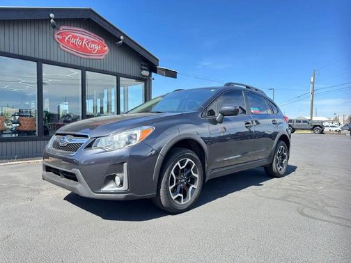 Dark Gray Metallic 2017 Subaru Crosstrek 2.0i Premium