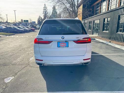 Alpine White 2019 BMW X7 xDrive40i