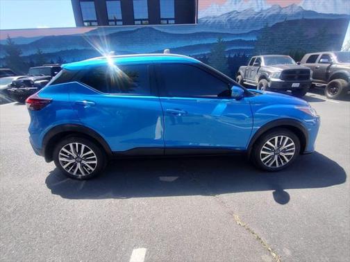 2022 Nissan Kicks SV