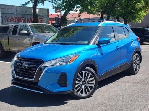 2022 Nissan Kicks SV
