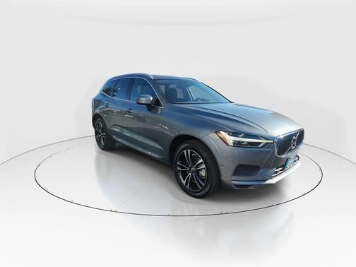 2019 Volvo XC60 T6 Momentum