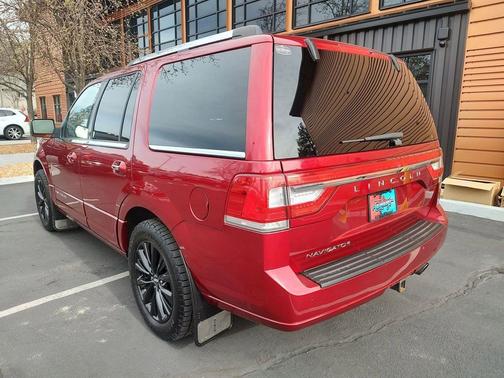 RUBY RED TINTED CLEAR METALLIC 2017 Lincoln Navigator Select