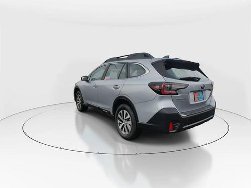 Ice Silver Metallic 2021 Subaru Outback Base