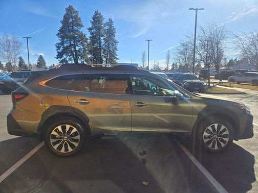 2024 Subaru Outback Touring XT