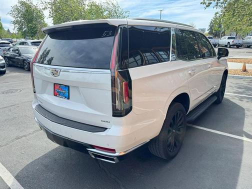 Crystal White Tricoat 2021 Cadillac Escalade Premium Luxury