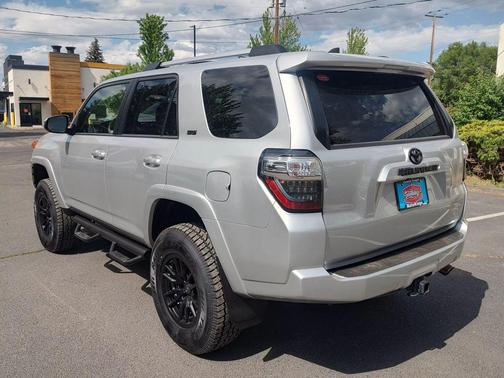 2020 Toyota 4Runner SR5