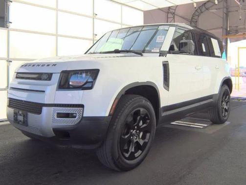 Fuji White 2020 Land Rover Defender 110 SE